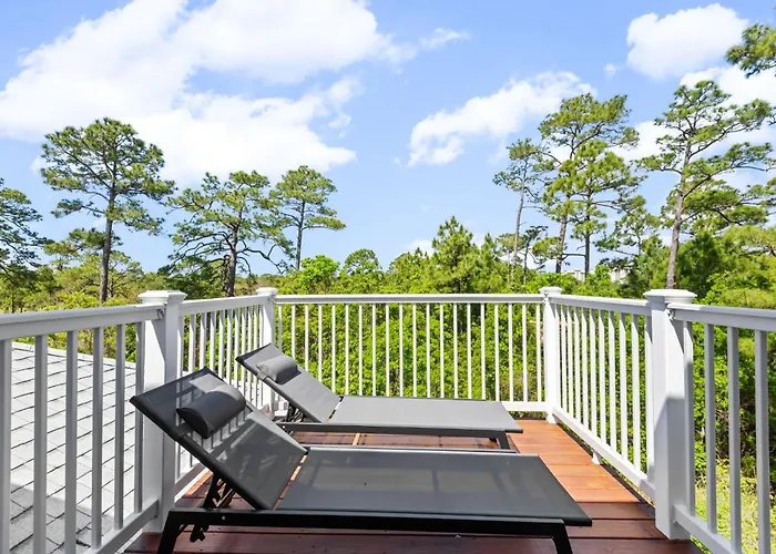 Holiday home Modern Escape-4br Game Zone Patios Bbq *
