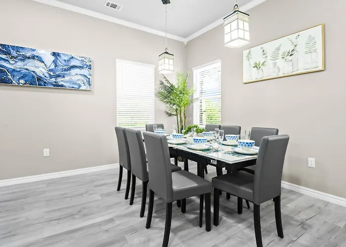 Modern Escape-4br Game Zone Patios Bbq Holiday home Pensacola