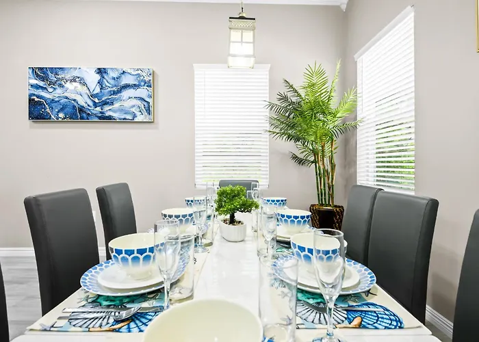 Modern Escape-4br Game Zone Patios Bbq Pensacola